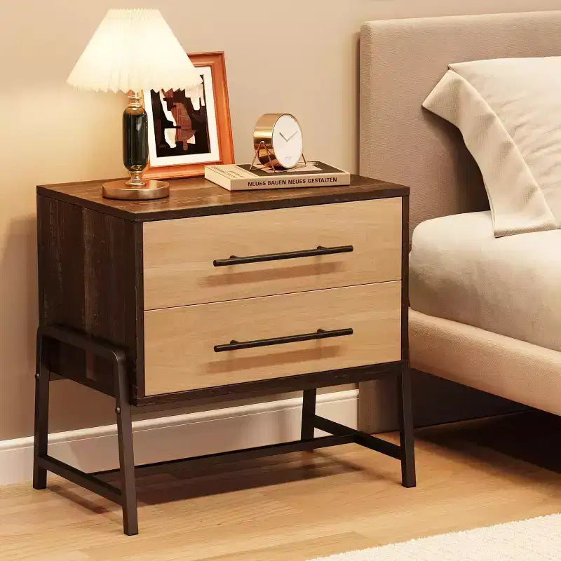 Table de chevet de style campagnard marron foncé de 60 cm avec 2 tiroirs et pieds en métal – Table de chevet de chambre à coucher